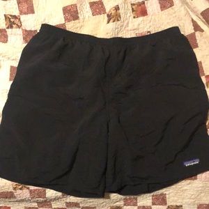 Patagonia Men’s Baggies Longs- 7” Black NWT Size L